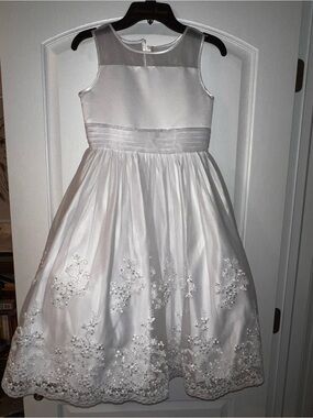 US ANGELS COMMUNION DRESS